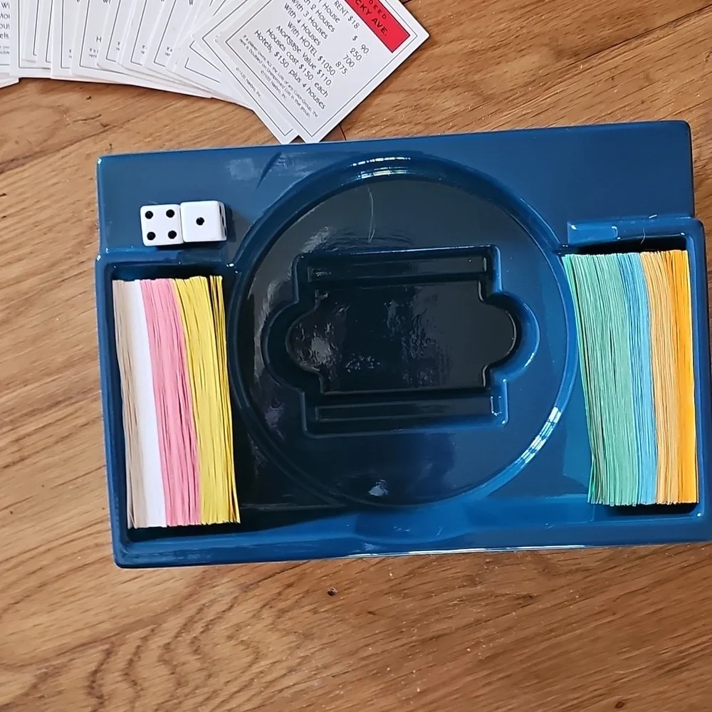 Monopoly Deluxe Edition Board Game 1998